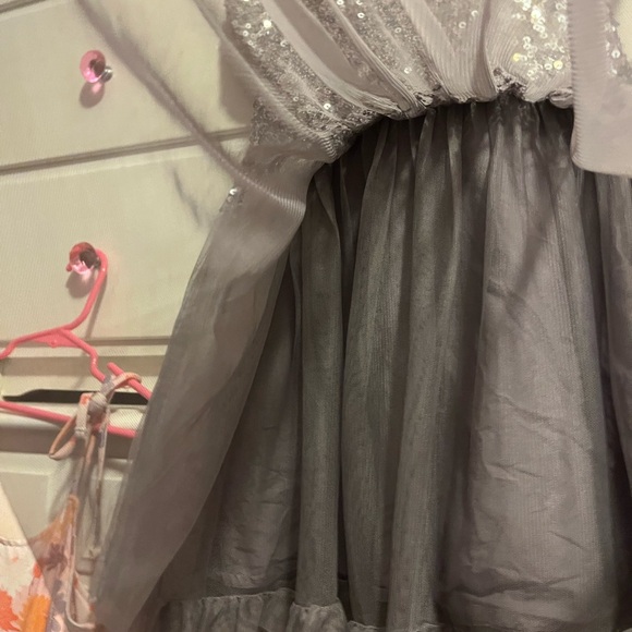 Mini Boden 4/5 Year Silver Sequin Tulle Dress - Picture 5 of 5
